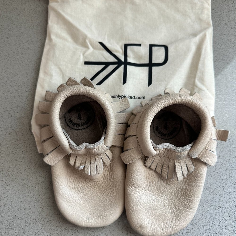 Freshly Picked Ivory Moccasins (size 4)